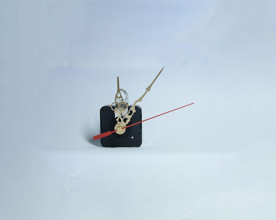 ساعه صغيره image 1