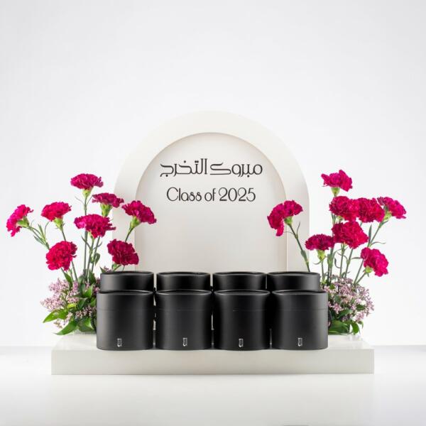 مجموعة أكواب مع باقة ورد فخمة image 3