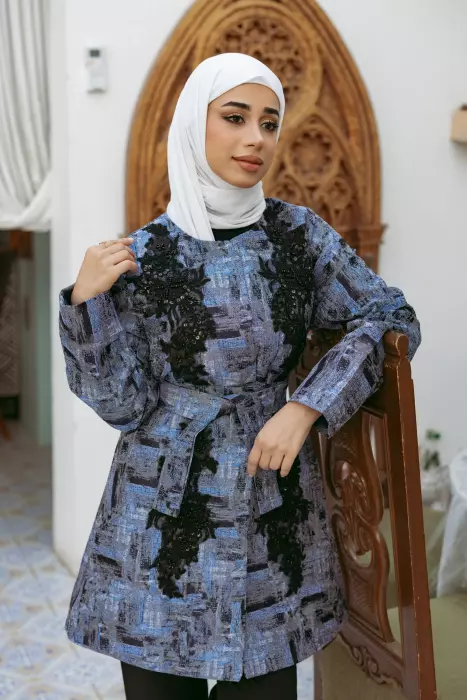 جاكيت طويل بكلفة كرستالية image 3