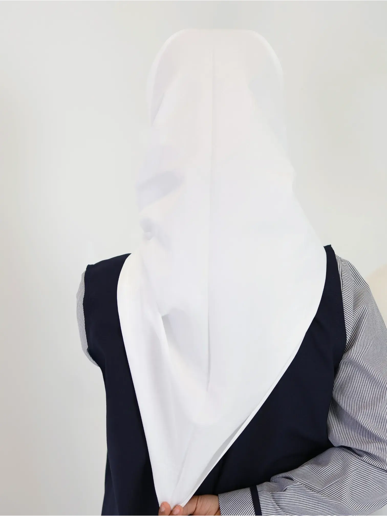 Cotton school hijab - White - FS image 2