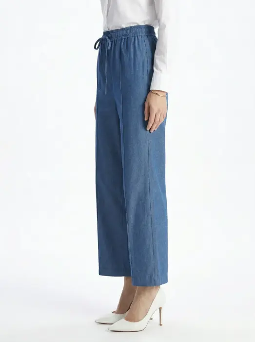 Practical jeans image 1
