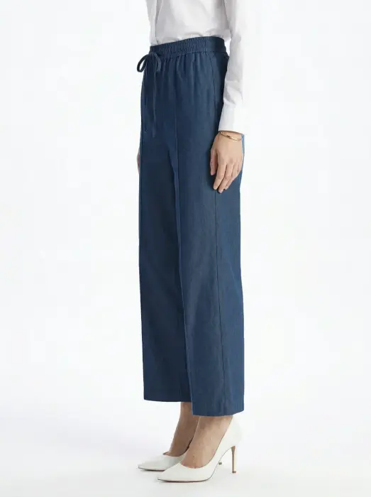 Practical jeans image 4