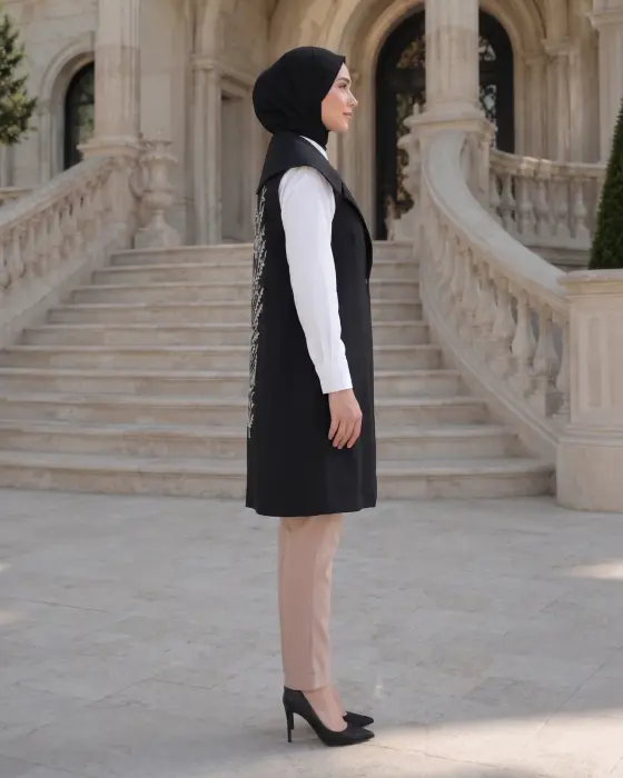 Gilet with back embroidery-Black-2 image 2