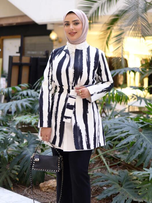 Modern Kafrdine Jacket - Black - 3 image 1