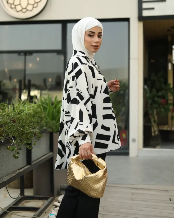 قميص بطباعة مربعات image 7