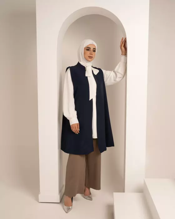 جيلية بتطريز على الظهر image 0