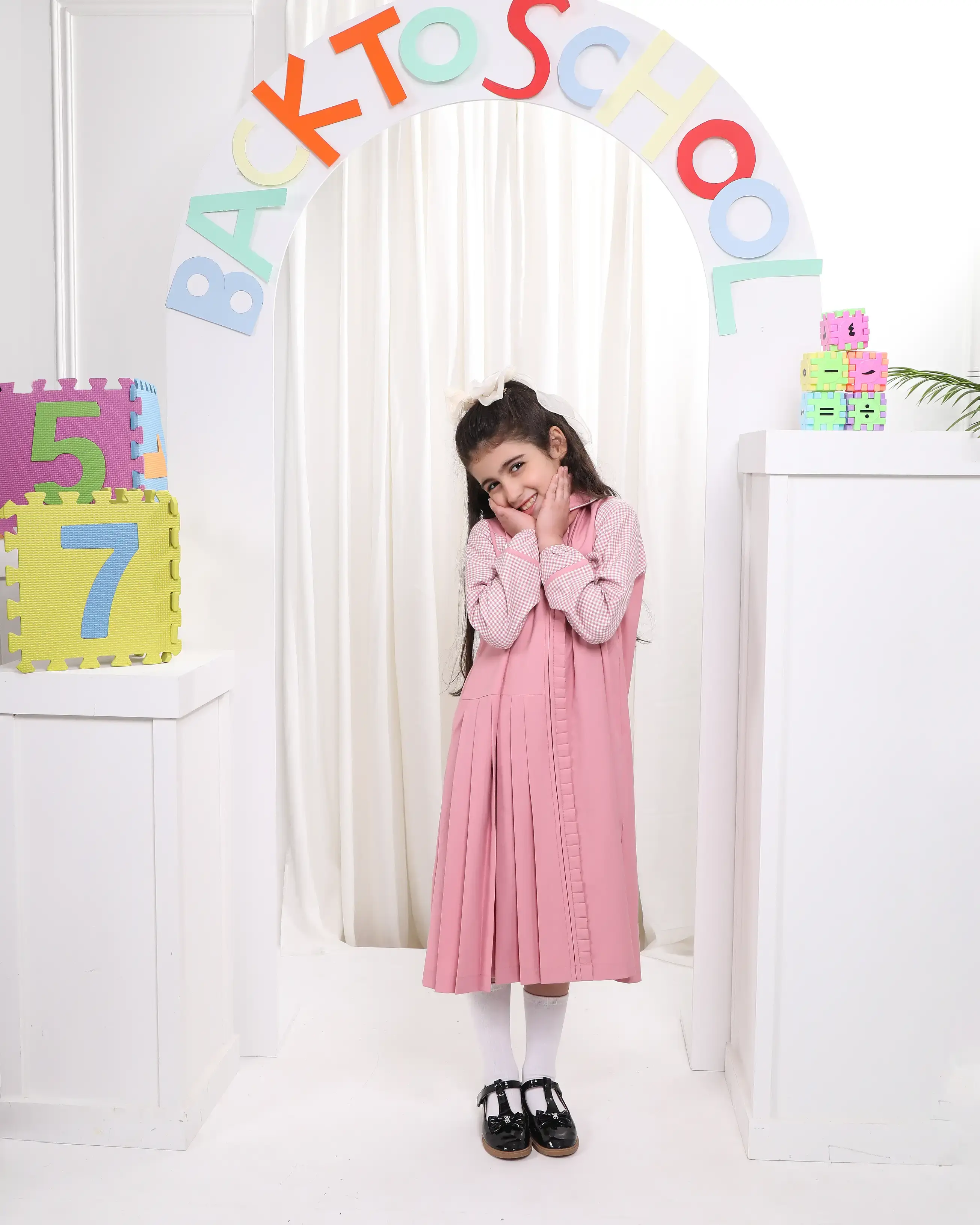 Full school uniform with bow and elastic sleeve - Pink - 12 image 2