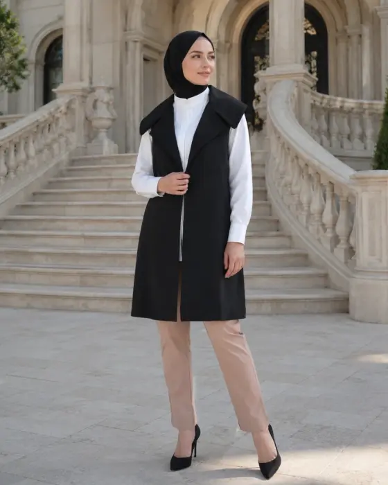 Gilet with back embroidery-Black-2 image 1