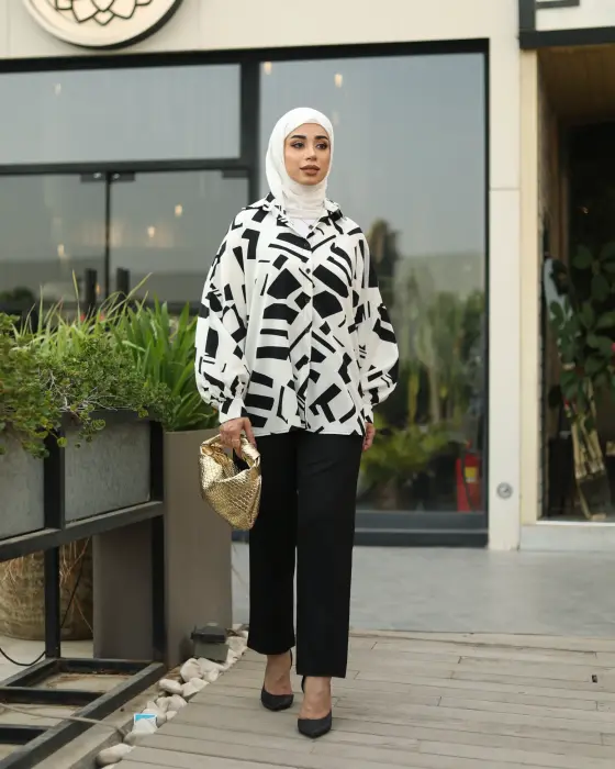 قميص بطباعة مربعات image 6