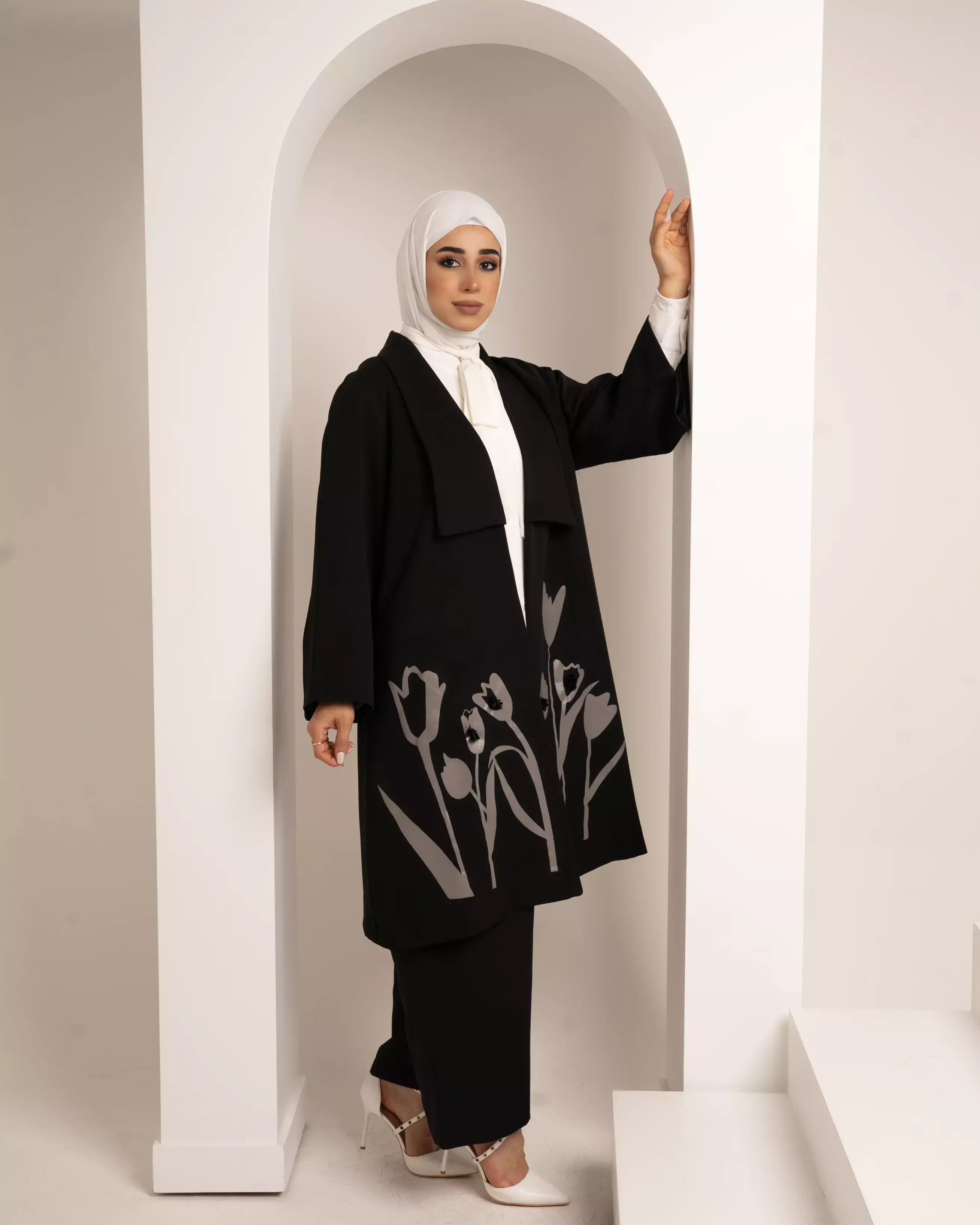 جاكيت بطباعة وشك - اسود - 1 image 0