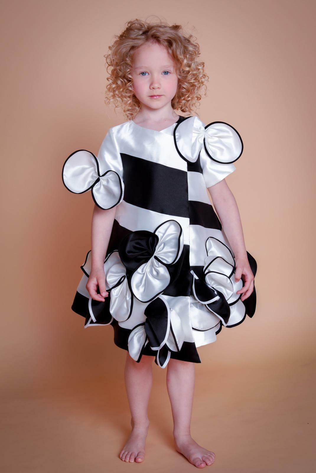 No Doubt dress image 1