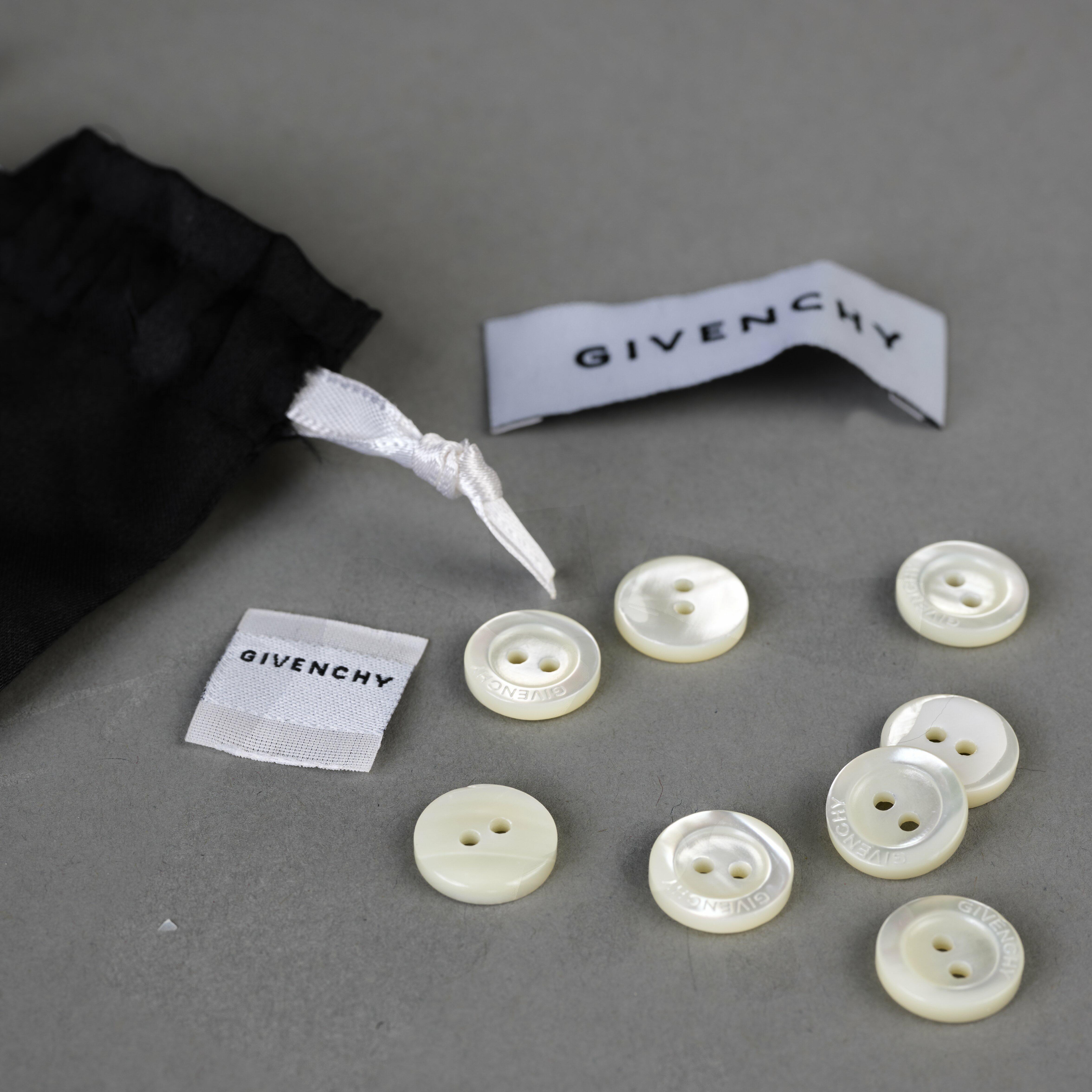 Givenchy  image 2