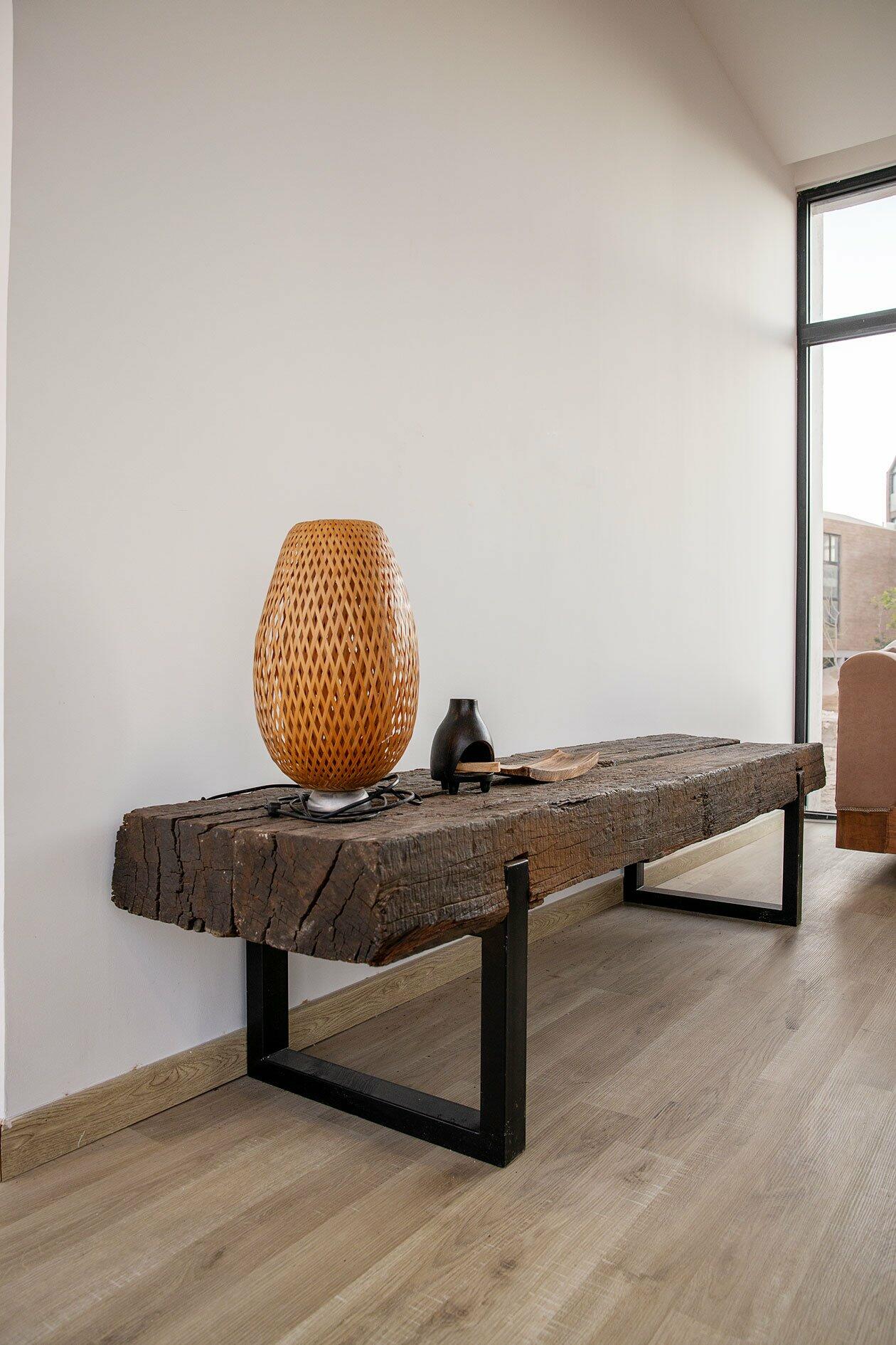 TV unit image 0