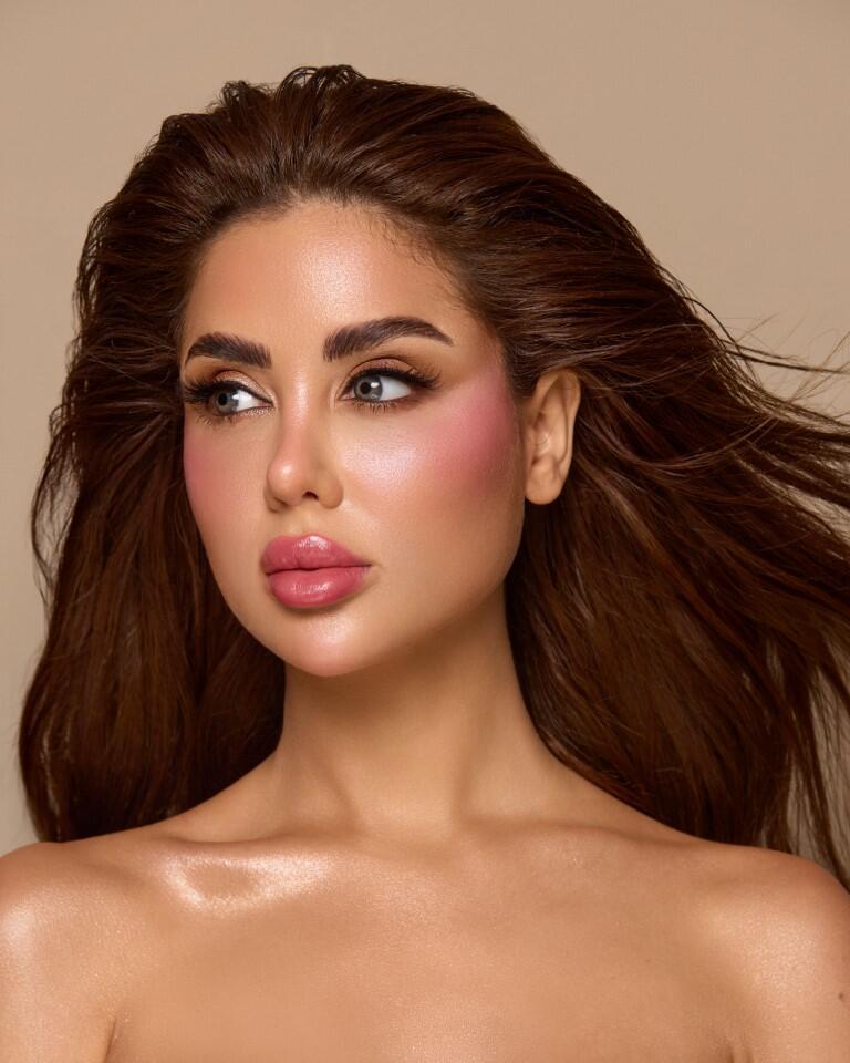 العناية بالشعر