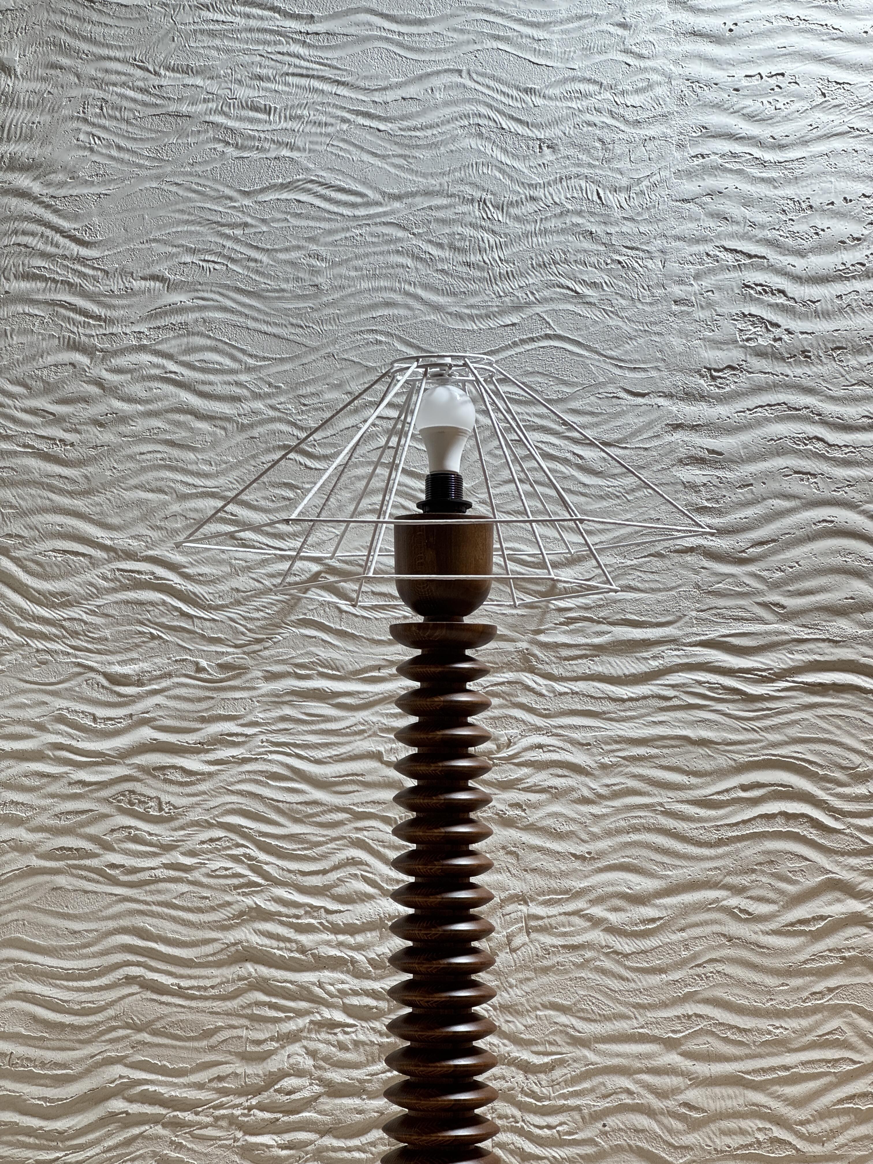 Trace - Standing Lamp