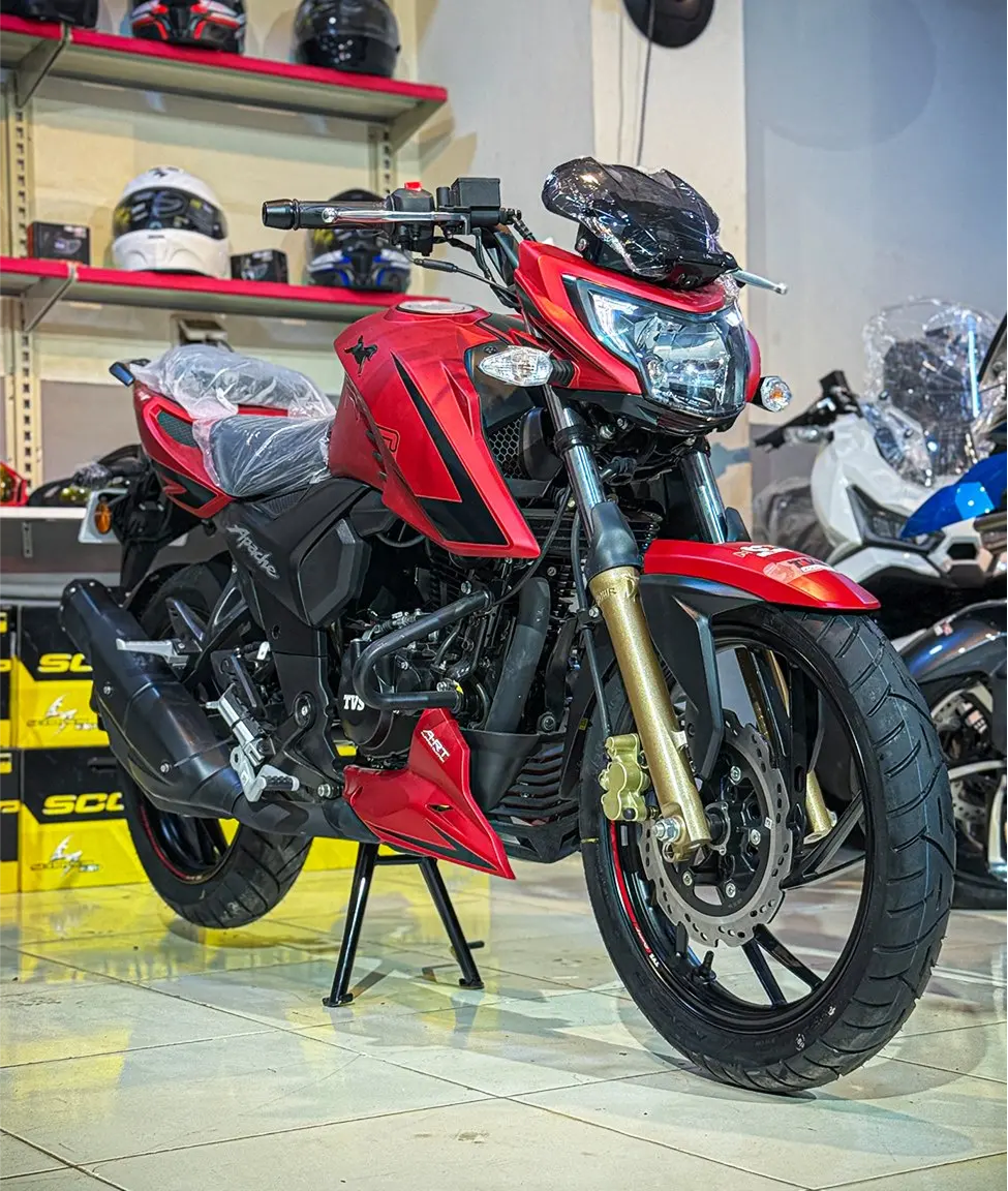 Apache RTR 200 4V A