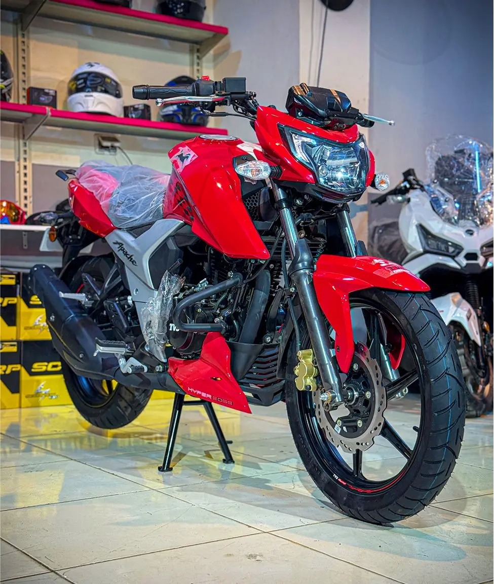 Apache RTR 160 4V