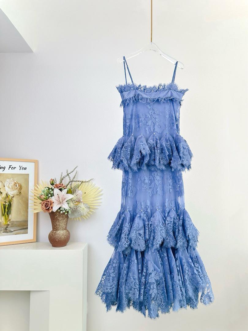 zimmerman maxi dress Alight floral this linen and silk maxi dress is designed with long fitted sleeves with flared cuffs Rent Zimmermann - Pickle