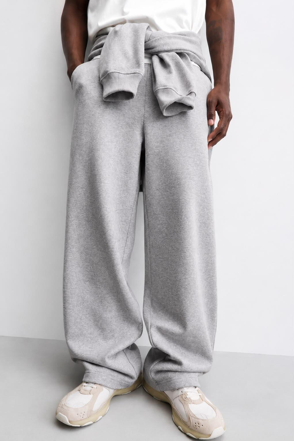 SWEATPANTS